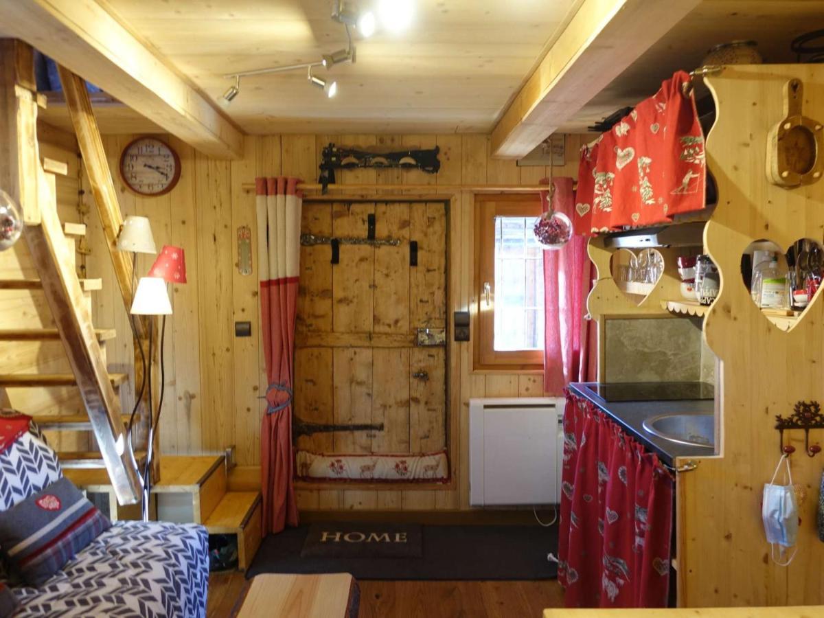 Charmant Mazot Savoyard A Hauteluce: Ideal Pour Couple, Proche Commerces Et Ski, Bien Equipe - Fr-1-342-263 Экстерьер фото